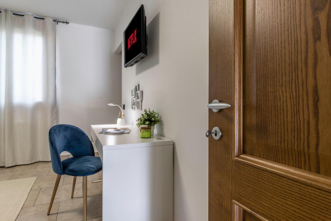 Wanderlust Apt In Villa Con Piscina - 45 Min Venezia - Zona Unesco San Pietro Di Feletto Ngoại thất bức ảnh