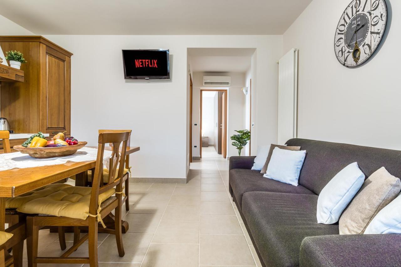 Wanderlust Apt In Villa Con Piscina - 45 Min Venezia - Zona Unesco San Pietro Di Feletto Ngoại thất bức ảnh