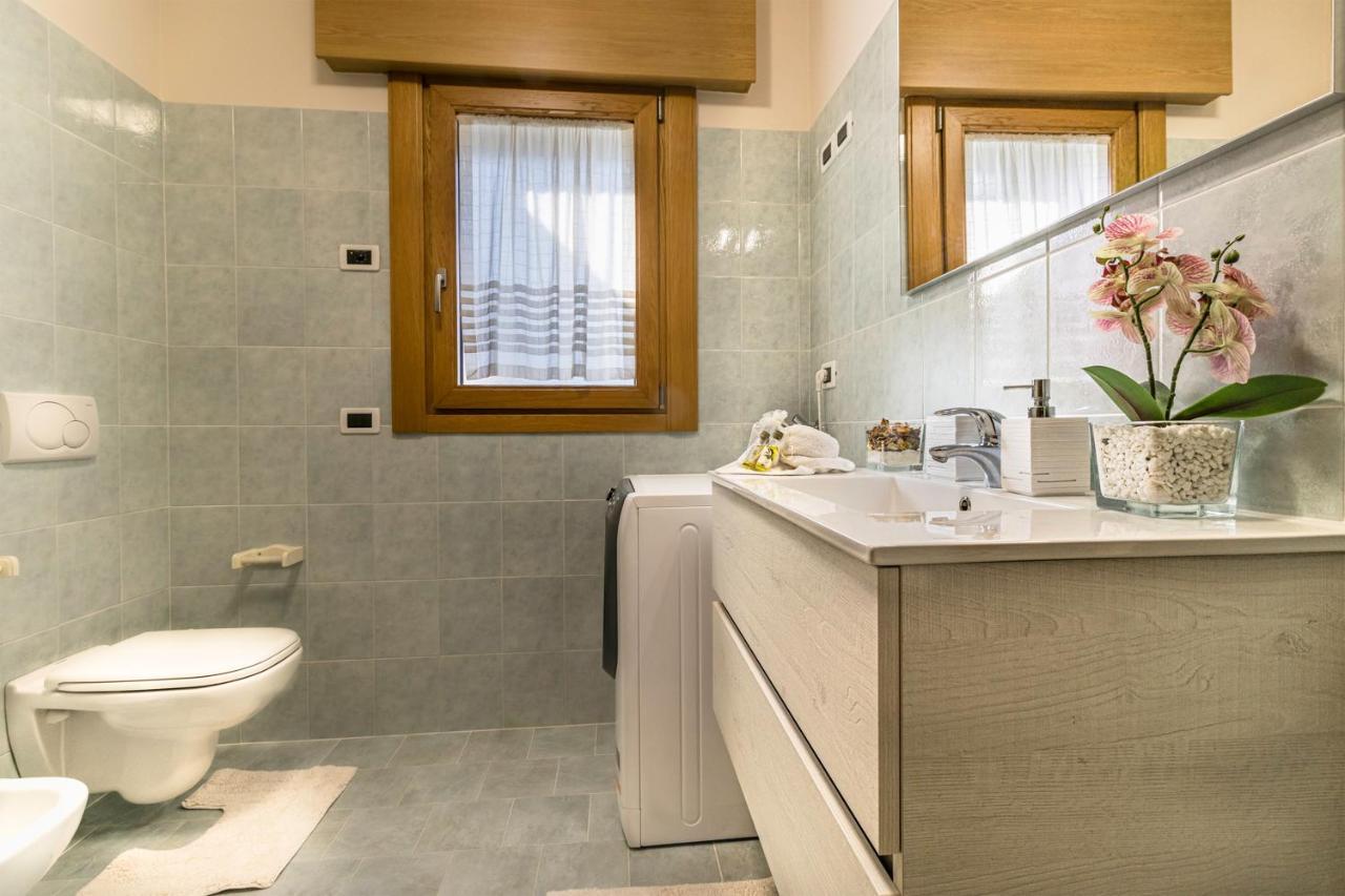 Wanderlust Apt In Villa Con Piscina - 45 Min Venezia - Zona Unesco San Pietro Di Feletto Ngoại thất bức ảnh