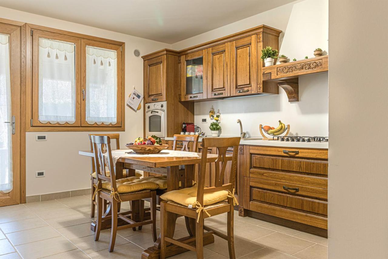 Wanderlust Apt In Villa Con Piscina - 45 Min Venezia - Zona Unesco San Pietro Di Feletto Ngoại thất bức ảnh